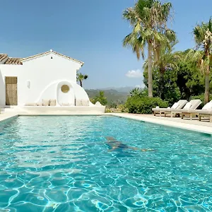Viluz - Wellbeing Marbella Bed and breakfast